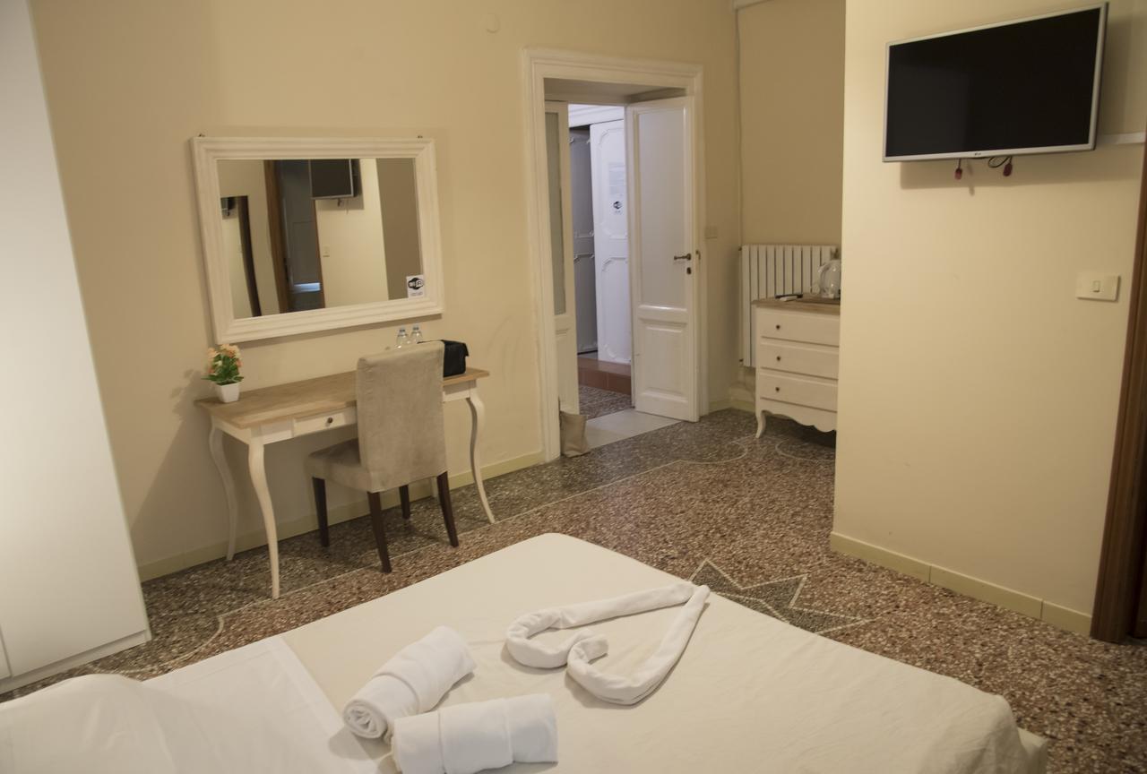 Baldassini Suites Roma Ngoại thất bức ảnh